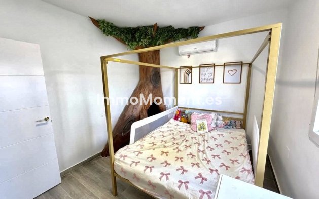 Resale - Detached villa - Orihuela Costa - Villamartín