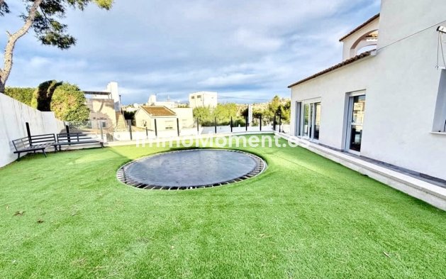 Resale - Detached villa - Orihuela Costa - Villamartín