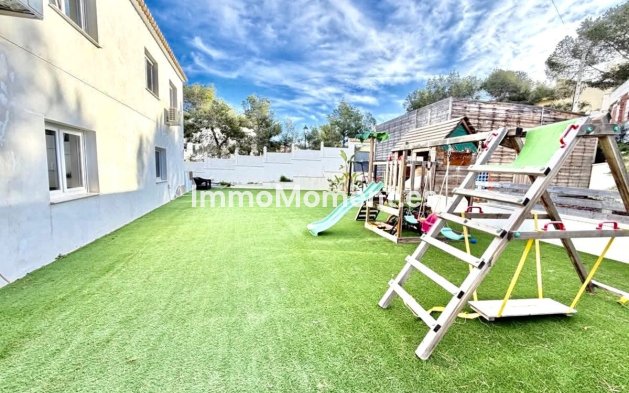 Resale - Detached villa - Orihuela Costa - Villamartín