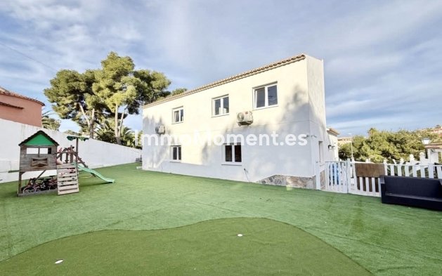 Resale - Detached villa - Orihuela Costa - Villamartín