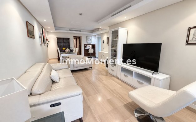 Wiederverkauf - Wohnung - Estepona  - Estepona Centro