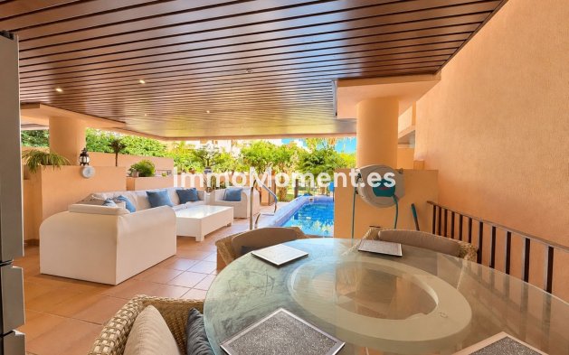 Wiederverkauf - Wohnung - Estepona  - Estepona Centro