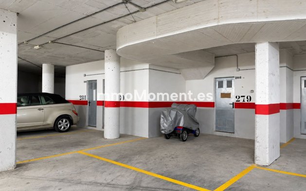 Wiederverkauf - Wohnung - Estepona  - Estepona Centro