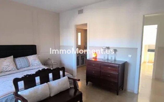 Resale - Apartment - Mijas Costa - Calahonda