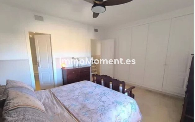Resale - Apartment - Mijas Costa - Calahonda