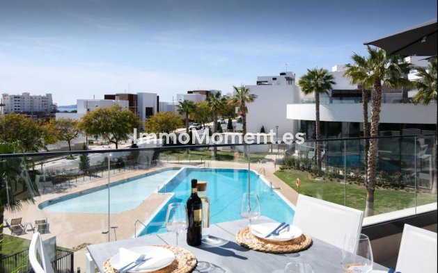 Revente - Appartement - Estepona  - Estepona Centro