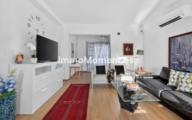 Bestaande woning - Vrijstaande villa - Torrevieja - Torrevieja Centro