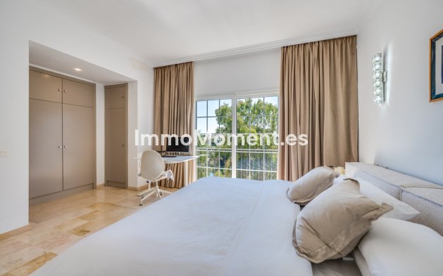 Reventa - Villa independiente - Marbella - Nueva Andalucía
