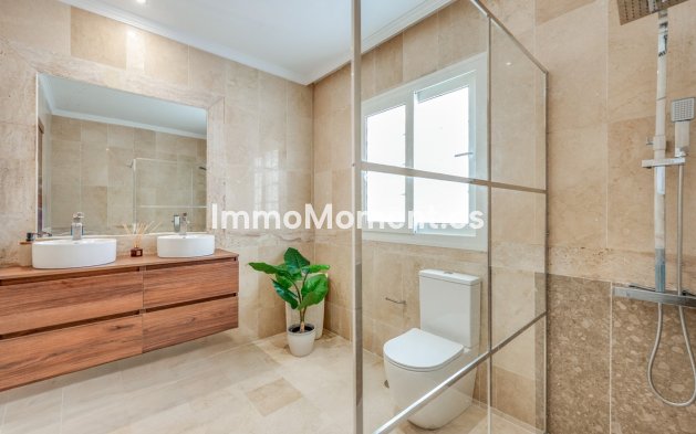 Reventa - Villa independiente - Marbella - Nueva Andalucía