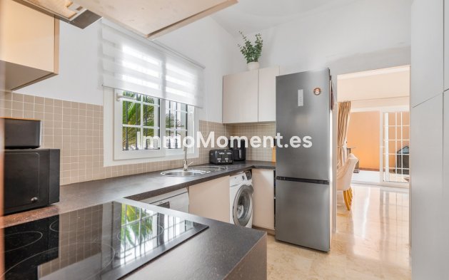 Reventa - Villa independiente - Marbella - Nueva Andalucía