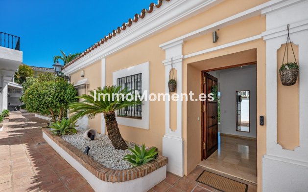 Reventa - Villa independiente - Marbella - Nueva Andalucía