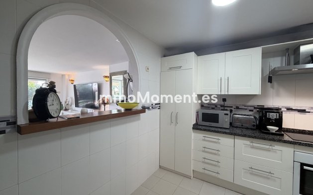 Resale - Townhouse - Estepona - Estepona Centro