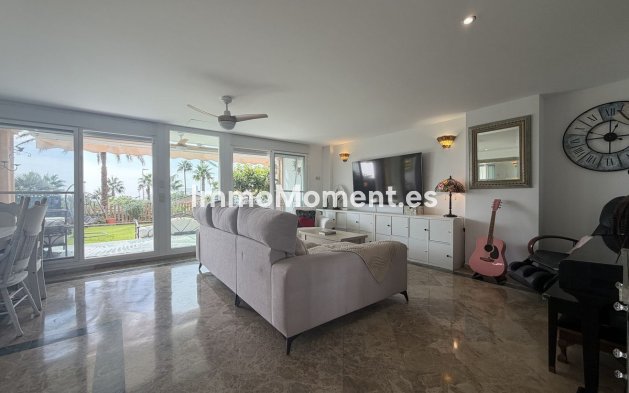 Resale - Townhouse - Estepona - Estepona Centro