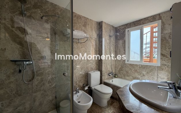 Resale - Townhouse - Estepona - Estepona Centro