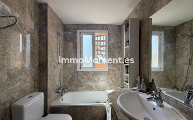 Resale - Townhouse - Estepona - Estepona Centro