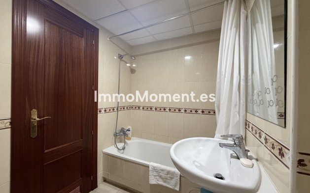 Resale - Townhouse - Estepona - Estepona Centro