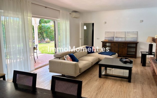 Bestaande woning - Vrijstaande villa - Estepona  - Estepona Centro