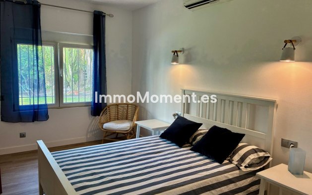 Bestaande woning - Vrijstaande villa - Estepona  - Estepona Centro