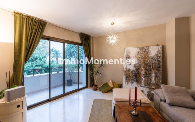 Reventa - Apartamento - Estepona  - Estepona Centro