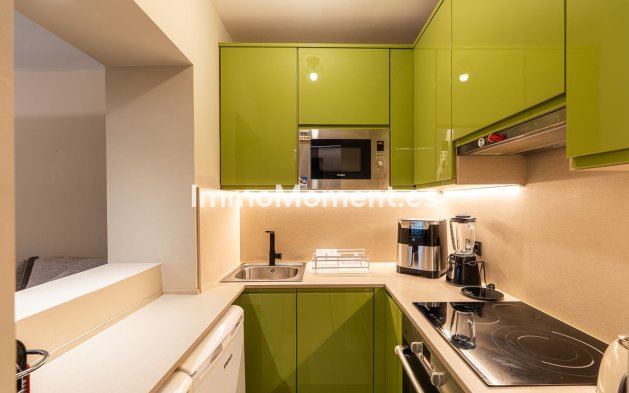 Reventa - Apartamento - Estepona  - Estepona Centro