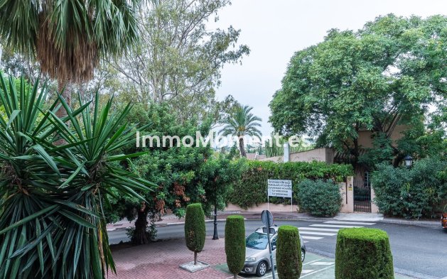 Reventa - Apartamento - Estepona  - Estepona Centro