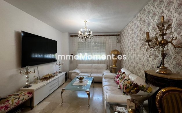 Wiederverkauf - Wohnung - Torremolinos - El Pinillo