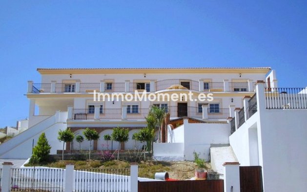 Reventa - Villa independiente - Mijas - La Cala Golf