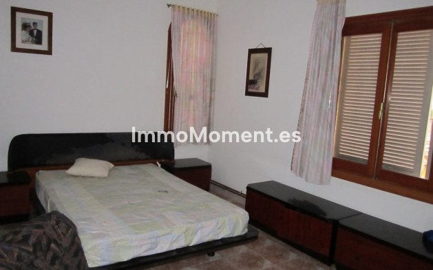 Resale - Detached villa - Yecla - Yecla Centro