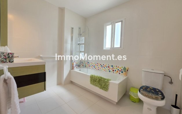 Bestaande woning - Vrijstaande villa - Pinoso - Pinoso Centro