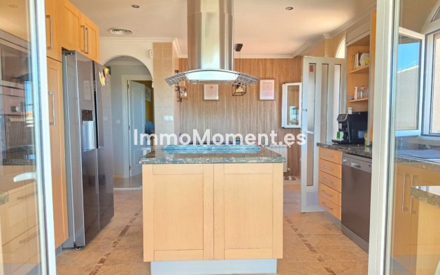 Bestaande woning - Vrijstaande villa - Pinoso - Pinoso Centro