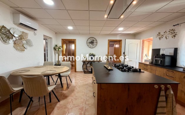 Resale - Detached villa - Fortuna - Fortuna Centro