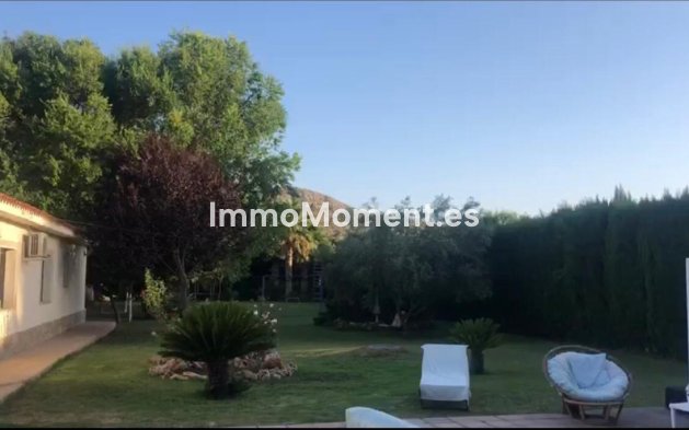 Reventa - Villa independiente - Elda - Elda Centro