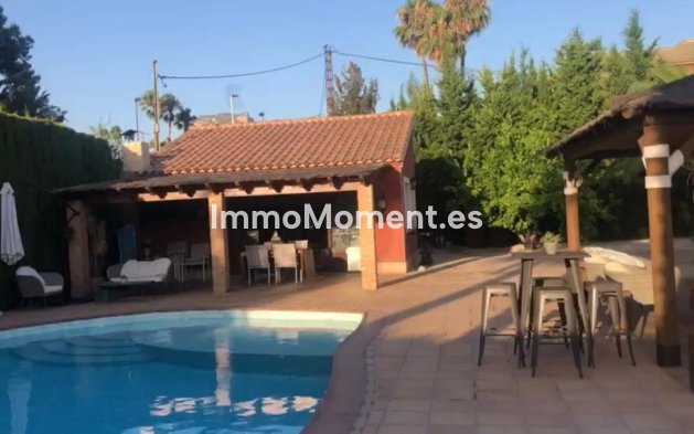 Reventa - Villa independiente - Elda - Elda Centro