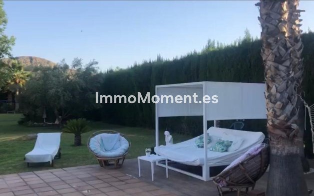Reventa - Villa independiente - Elda - Elda Centro