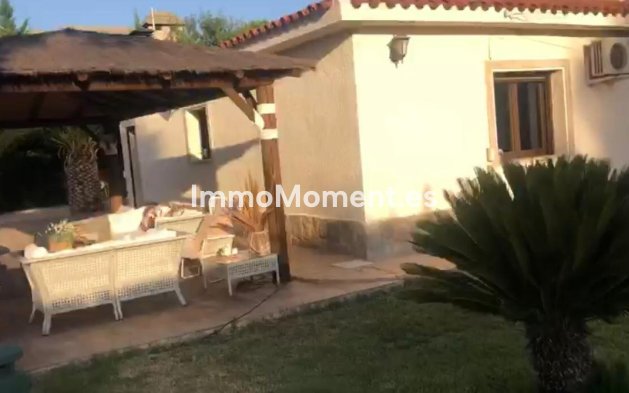 Reventa - Villa independiente - Elda - Elda Centro
