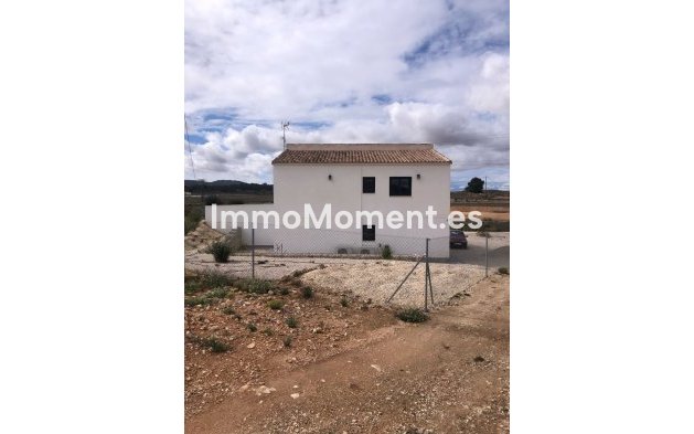 Revente - Villa individuelle - Pinoso - Pinoso Centro