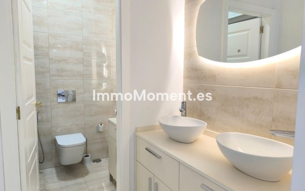 Bestaande woning - Vrijstaande villa - Pinoso - Pinoso Centro