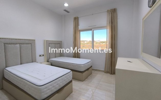 Bestaande woning - Vrijstaande villa - Pinoso - Pinoso Centro