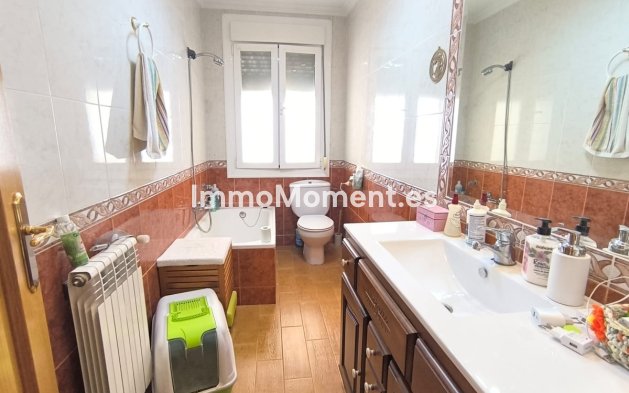 Resale - Detached villa - Yecla - Yecla Centro