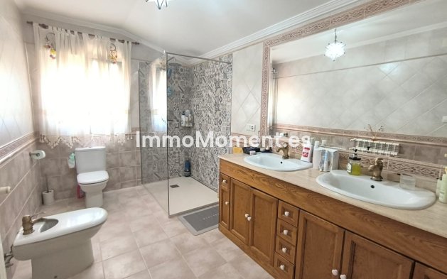 Resale - Detached villa - Yecla - Yecla Centro