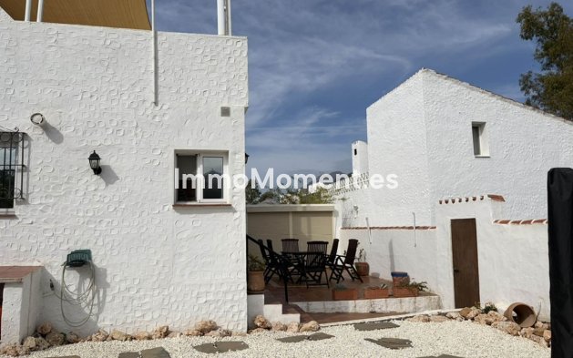 Resale - Townhouse - Estepona - Estepona Centro