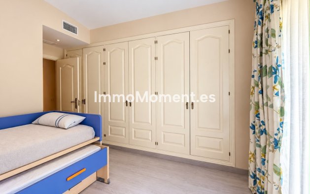 Revente - Appartement - Estepona  - Estepona Centro