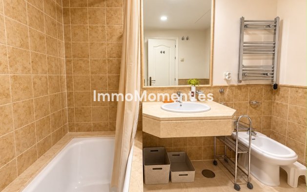 Revente - Appartement - Estepona  - Estepona Centro