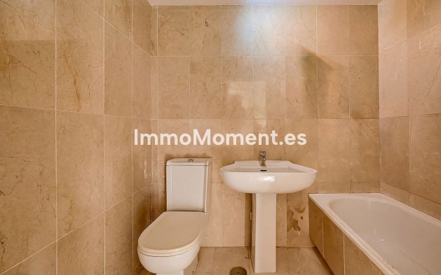 Resale - Apartment - Benahavís - La Quinta