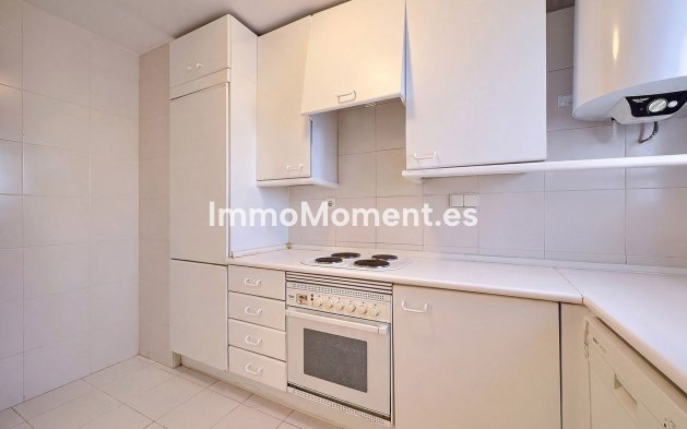 Resale - Apartment - Benahavís - La Quinta