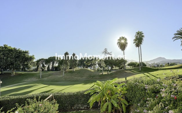 Resale - Apartment - Benahavís - La Quinta