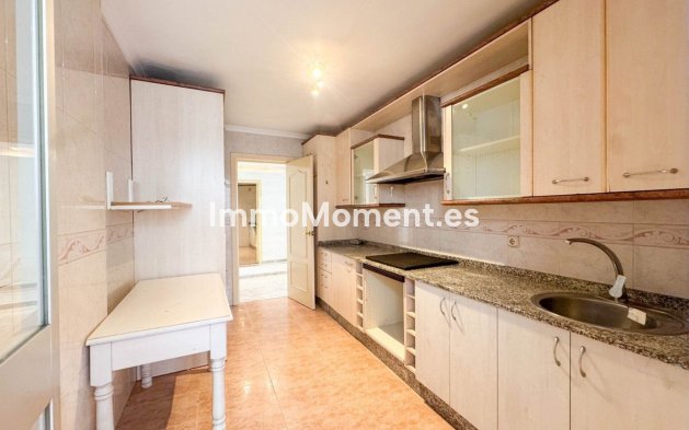 Resale - Apartment - Marbella - Marbella Centro