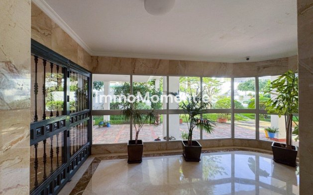 Resale - Apartment - Marbella - Marbella Centro