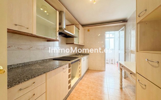 Resale - Apartment - Marbella - Marbella Centro