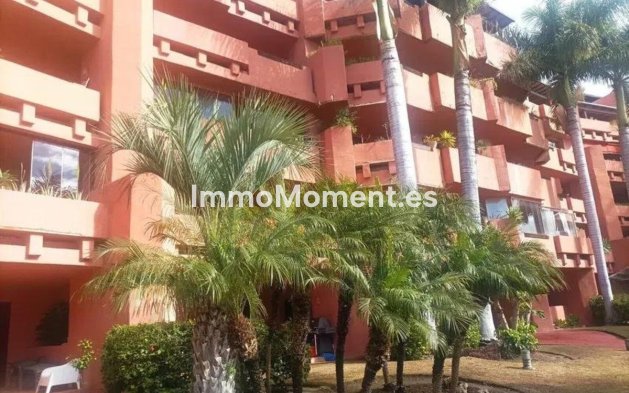 Resale - Apartment - Estepona - Estepona Centro